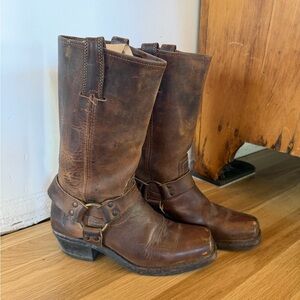 Frye Harness 12r boots women’s 7.5